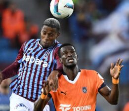 Trabzonspor, Başakşehir karşısında uzatmalarda kazandı