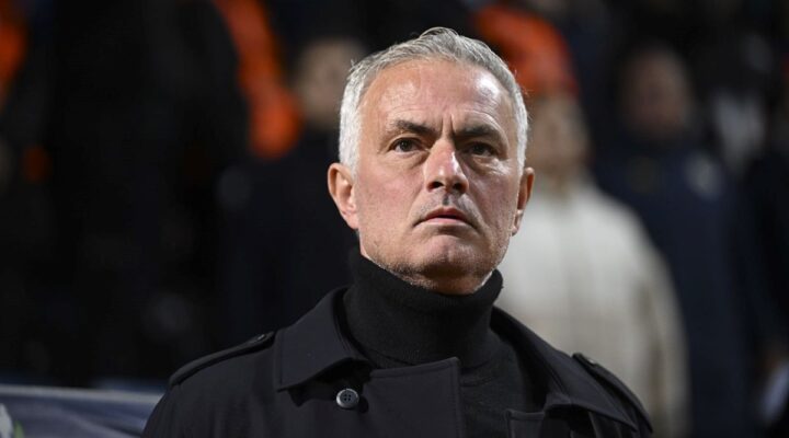 Jose Mourinho ameliyat geçirdi